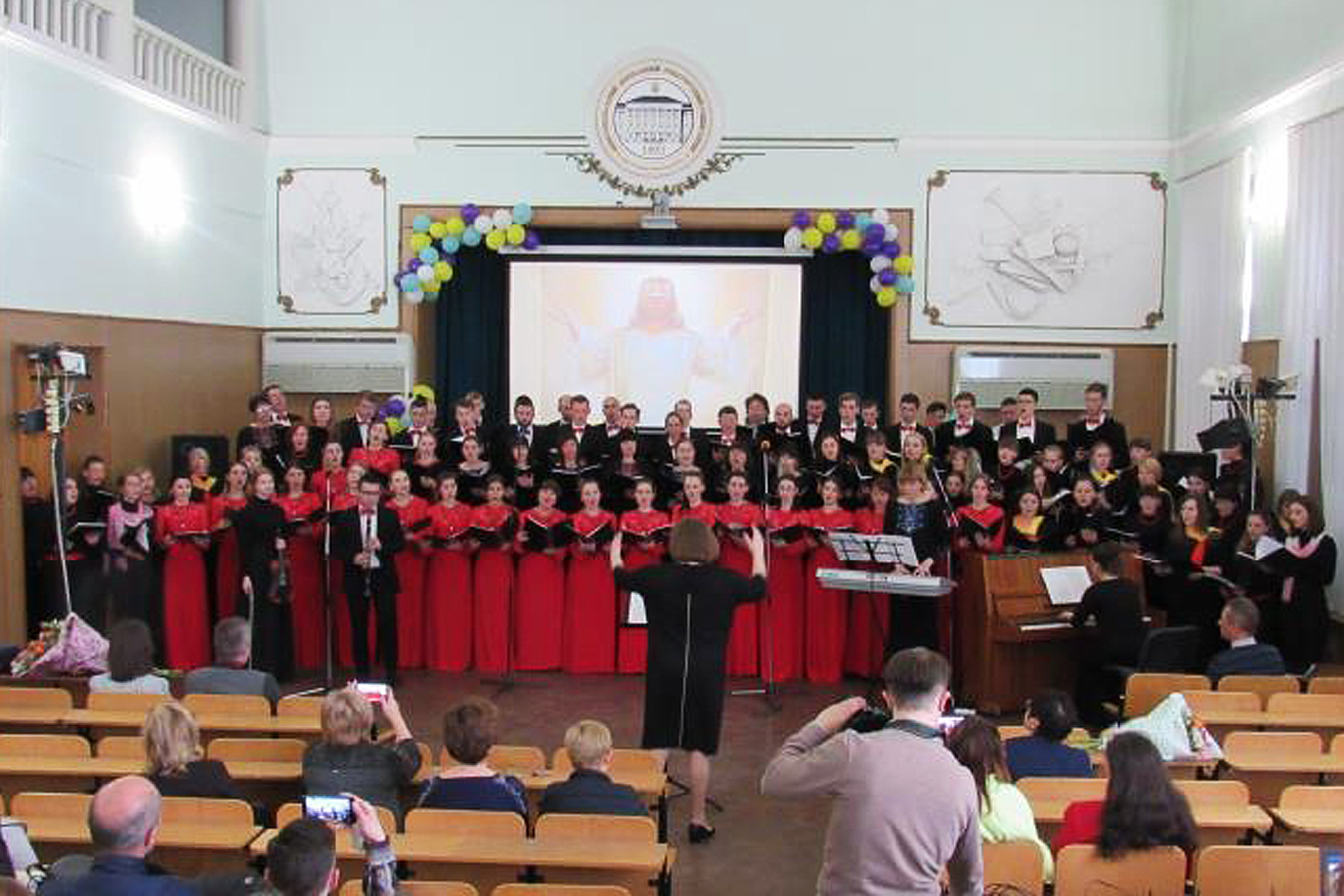 В Мелитополе самый большой хор пел "Аллилуйя"