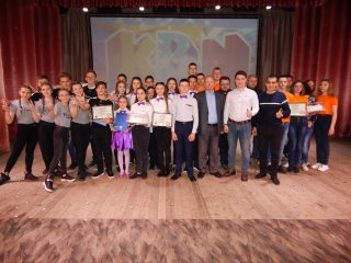У Веселівському селищному будинку культури відбувся один із регіональних фіналів Юніорської Ліги Педу У Веселівському селищному будинку культури відбувся один із регіональних фіналів Юніорської Ліги Педу