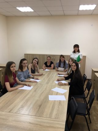 Майстер-клас «Вчимося граючи – навчаємось у грі» Майстер-клас «Вчимося граючи – навчаємось у грі»