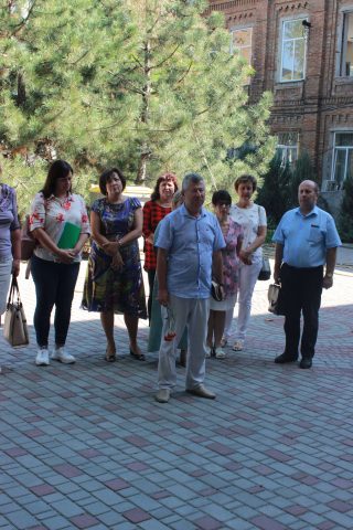 День пам'яті захисників України, які загинули в боротьбі за незалежність, суверенітет і територіальну цілісність України. День пам'яті захисників України, які загинули в боротьбі за незалежність, суверенітет і територіальну цілісність України.