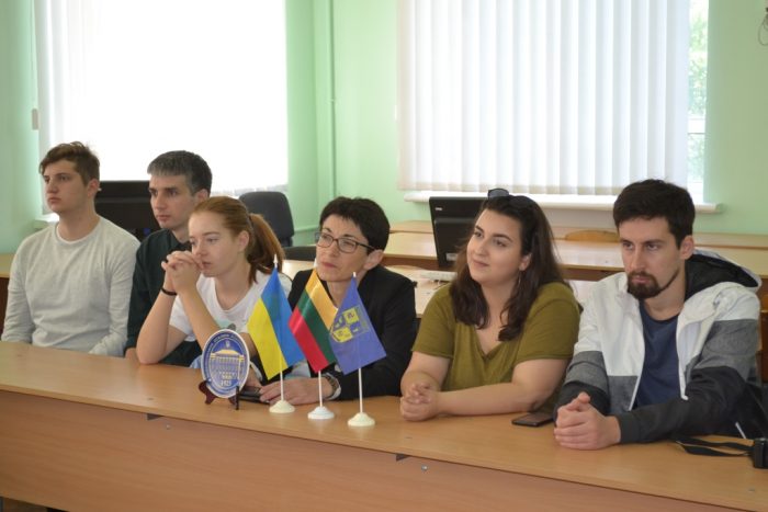 Міжнародний семінар-практикум «Жива культура в умовах глобалізації: охорона та популяризація нематеріальної культурної спадщини як відповідь на виклики сучасності»