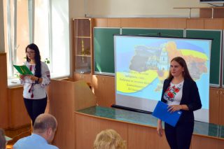 Кураторська година на хіміко-біологічному факультеті «Україна в моєму серці» Кураторська година на хіміко-біологічному факультеті «Україна в моєму серці»