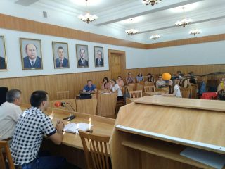 Актив університету поставив хвилюючі питання ректору Актив університету поставив хвилюючі питання ректору