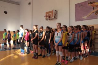 «Ми всі різні, але волейбол нас об'єднує» «Ми всі різні, але волейбол нас об'єднує»