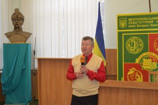 Університет гостинно відкрив двері для учнів ОНЗ «Азимут» Університет гостинно відкрив двері для учнів ОНЗ «Азимут»
