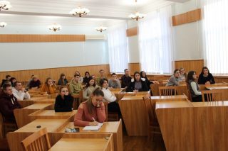 Інтерактивний діалог зі студентською молоддю Інтерактивний діалог зі студентською молоддю