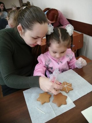 Розпис імбирних пряників від майстрині Інни Колеснікової Розпис імбирних пряників від майстрині Інни Колеснікової