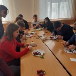 На кафедрі екологічної безпеки та раціонального природокористування виготовили магніти-валентинки