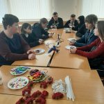 На кафедрі екологічної безпеки та раціонального природокористування виготовили магніти-валентинки