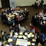 Зимова школа з медіаграмотності від IREX. Практикум «7 консультаційних станцій з експертами з розробки навчальних програм»