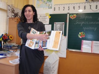 Спадкоємність у роботі проекту «Інтелект України»