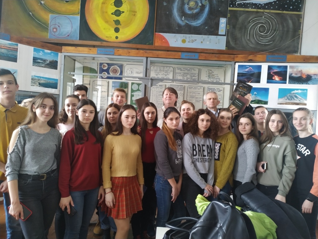 Учні взяли участь в лекції-диспут «Геологічна історія розвитку органічного світу Землі»
