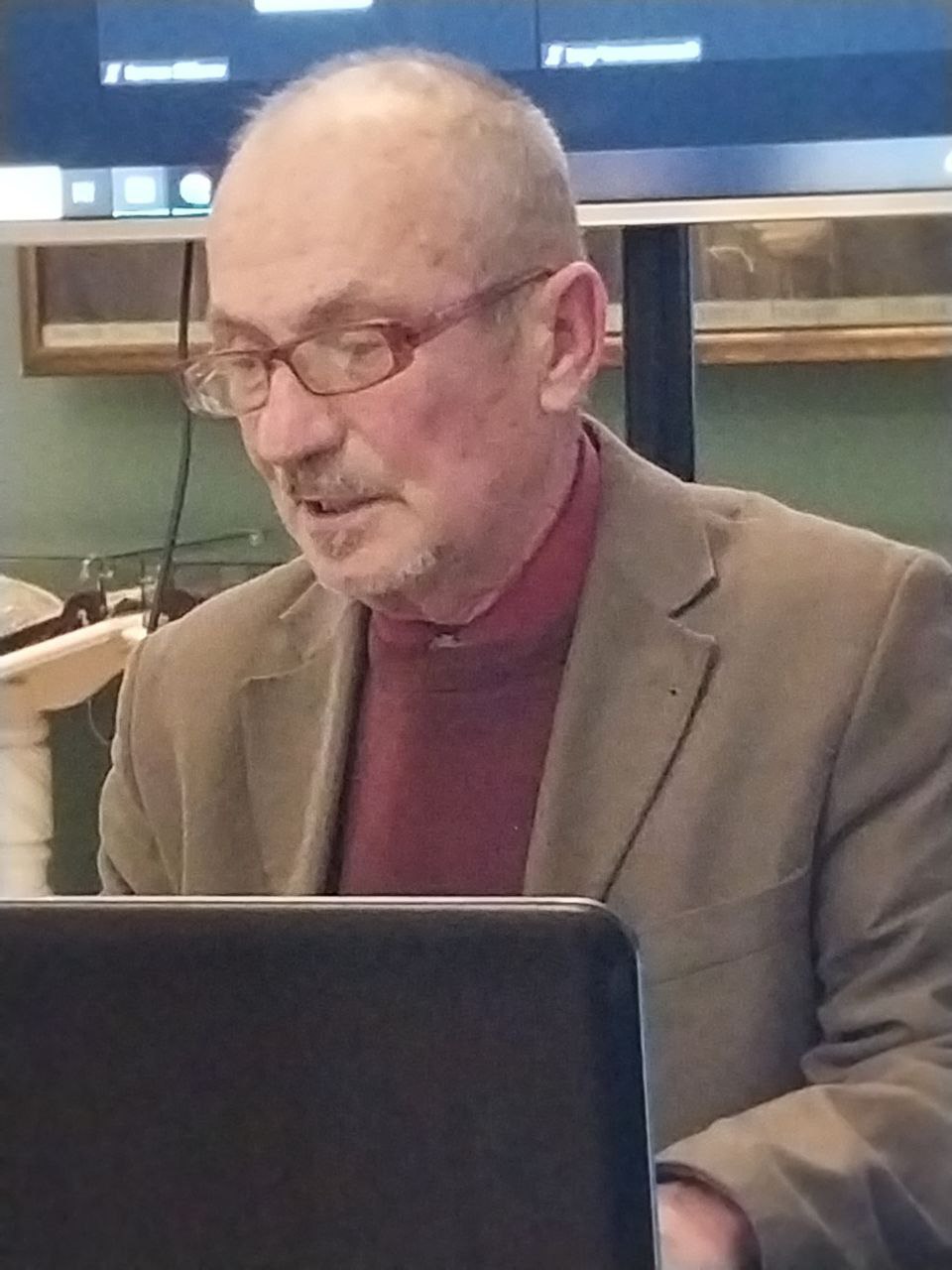 photo_2023-11-28_08-36-37